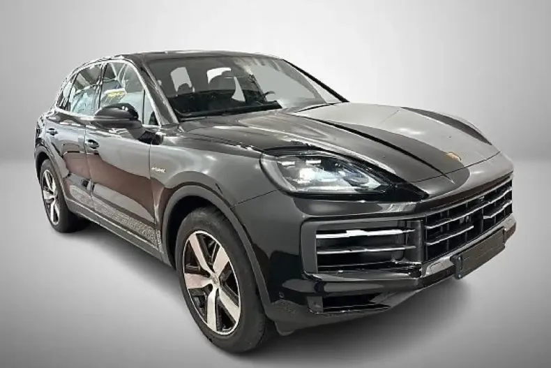 Porsche Cayenne din 2024 cu 14.245 km - oferta POR120012 - foto 4