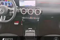 Mercedes-Benz CLA 220 din 2024 cu 27.252 km - oferta MER120016 - foto 4