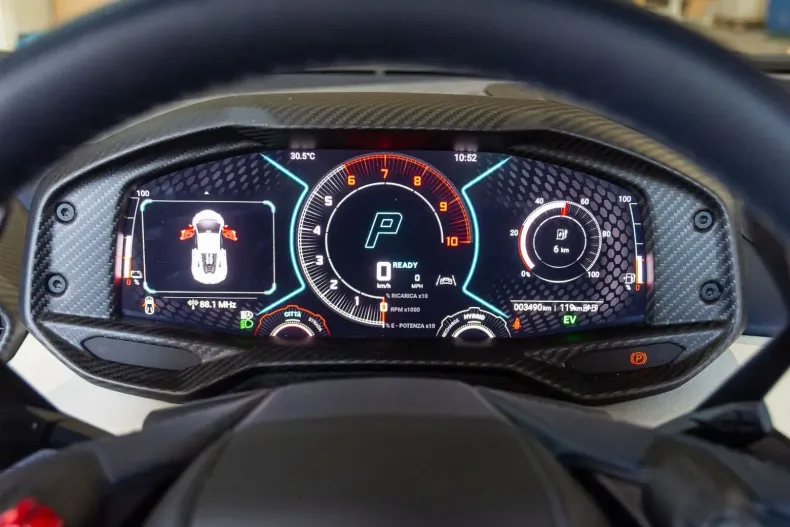 Lamborghini Revuelto din 2024 cu 3.100 km - oferta LAM120024 - foto 25