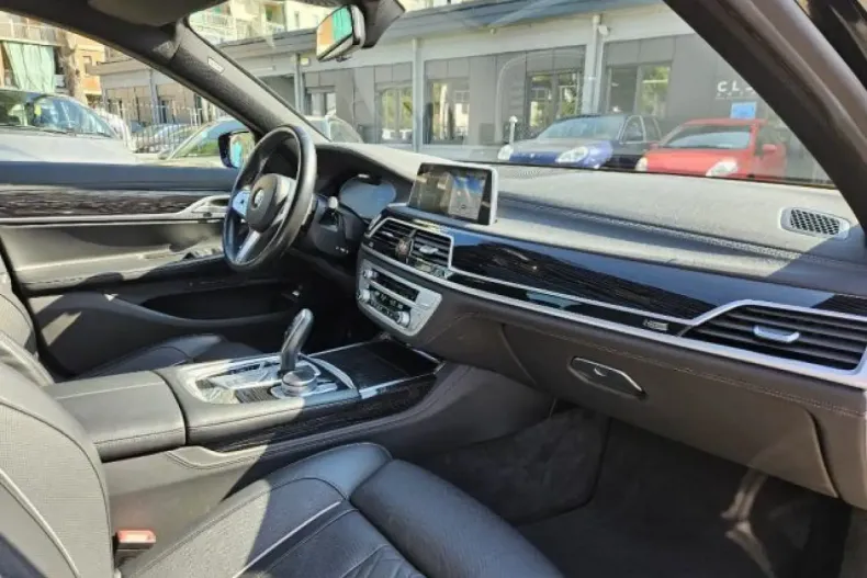 BMW 740 din 2022 cu 94.101 km - oferta BMW120043 - foto 14