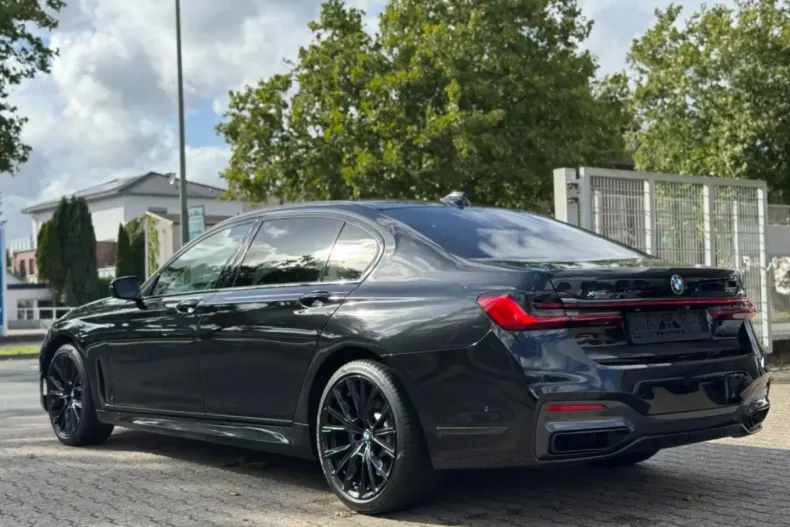 BMW 750 din 2020 cu 79.908 km - oferta BMW120044 - foto 7