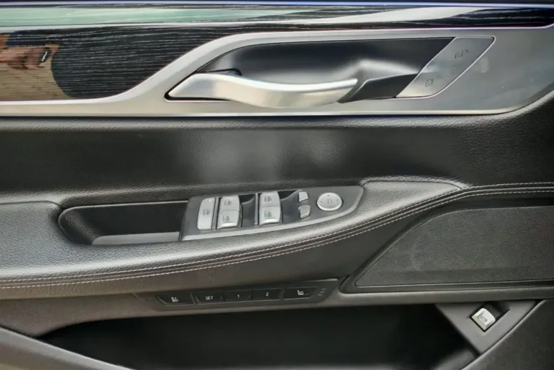 BMW 730 din 2020 cu 81.647 km - oferta BMW120045 - foto 10