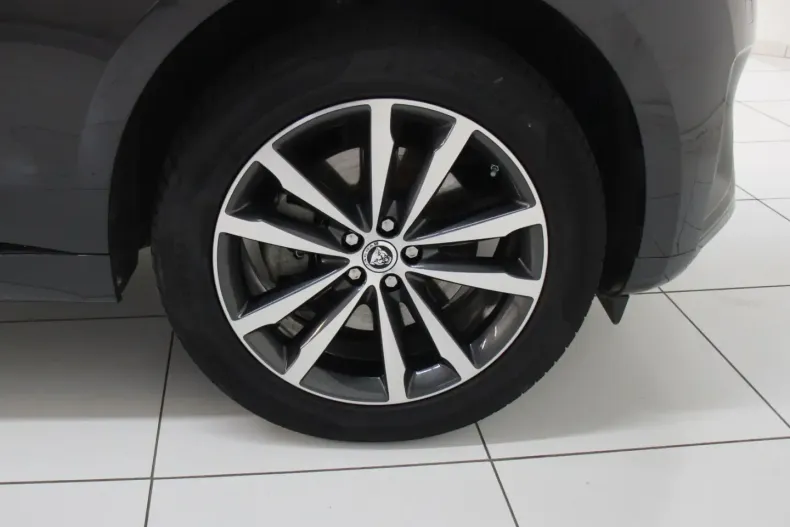 Jaguar F-Pace din 2024 cu 42.800 km - oferta JAG120046 - foto 19