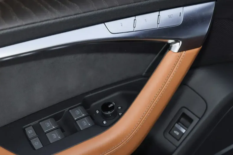 Audi RS6 din 2023 cu 67.800 km - oferta AUD120050 - foto 8