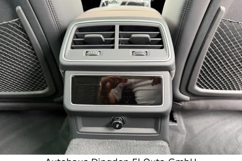 Audi RS6 din 2021 cu 62.000 km - oferta AUD120054 - foto 33