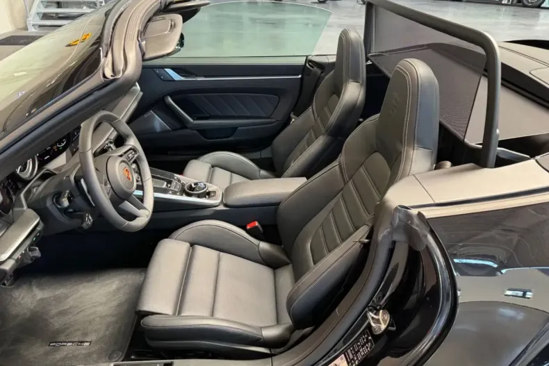 Porsche 992 din 2024 cu 1.890 km - oferta POR120055 - foto 9