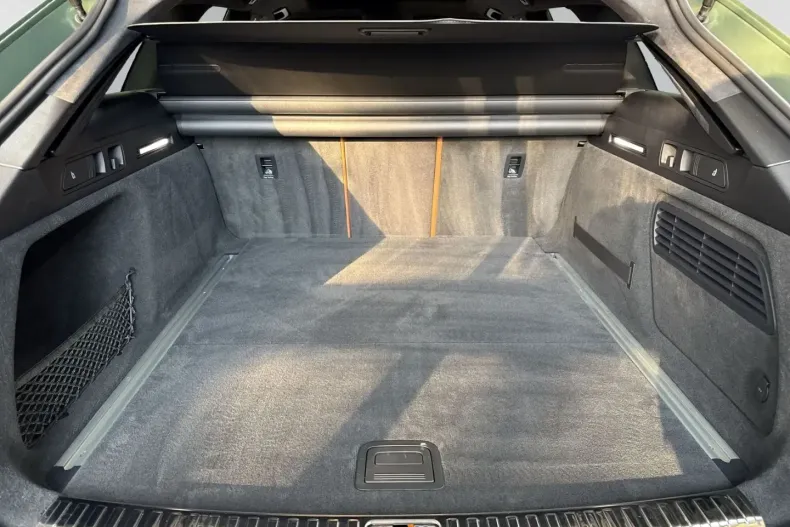 Audi RS6 din 2024 cu 8.300 km - oferta AUD120056 - foto 8