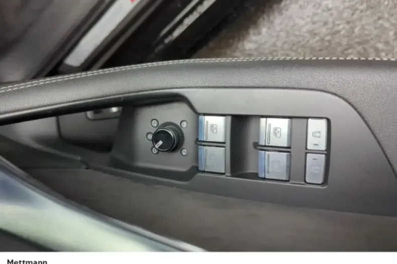 Audi RS6 din 2021 cu 70.360 km - oferta AUD120060 - foto 9