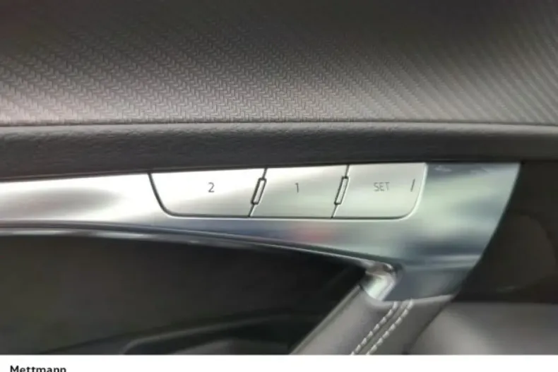 Audi RS6 din 2021 cu 70.360 km - oferta AUD120060 - foto 12