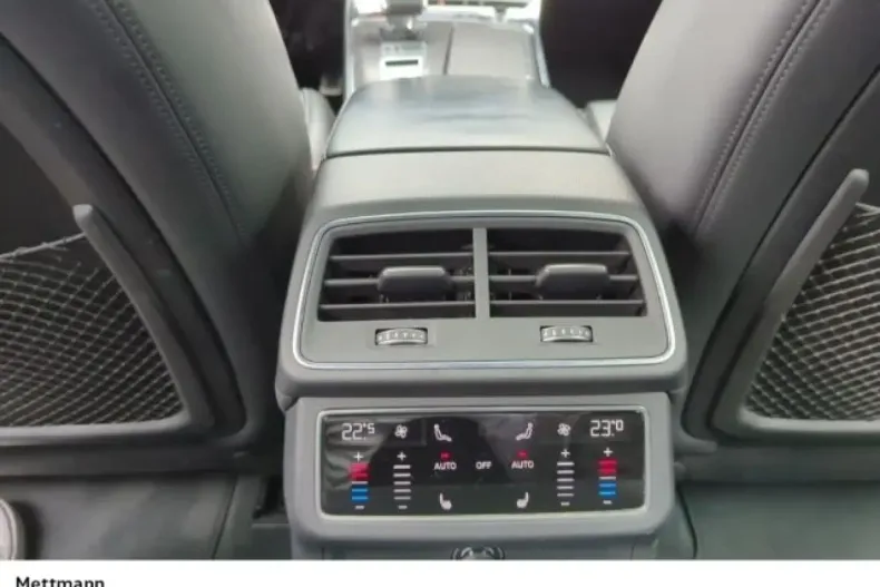 Audi RS6 din 2021 cu 70.360 km - oferta AUD120060 - foto 17