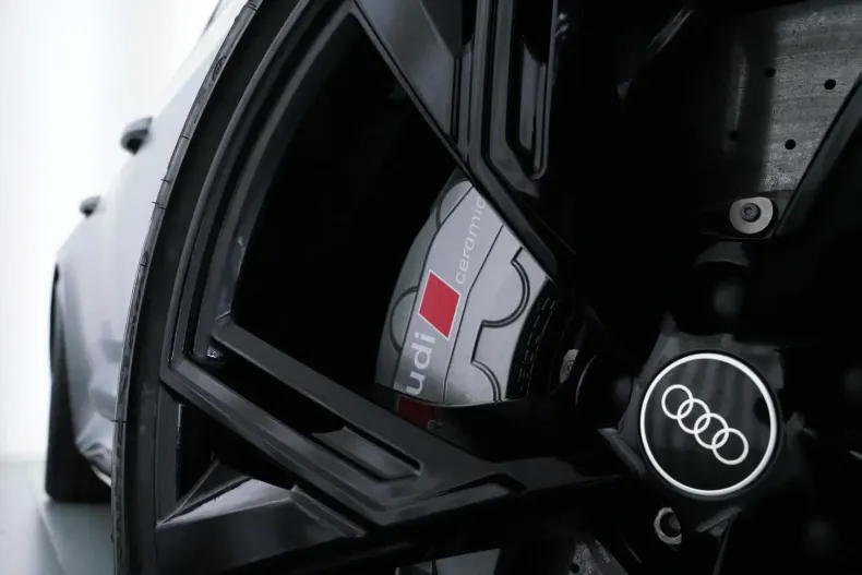 Audi RS6 din 2023 cu 9.315 km - oferta AUD120061 - foto 5