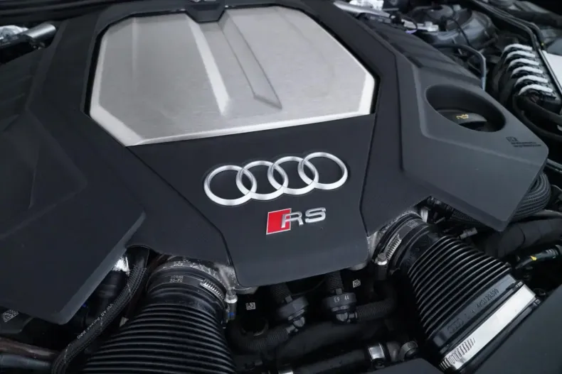 Audi RS6 din 2023 cu 9.315 km - oferta AUD120061 - foto 48