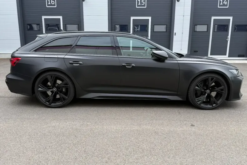 Audi RS6 din 2021 cu 25.500 km - oferta AUD120062 - foto 8