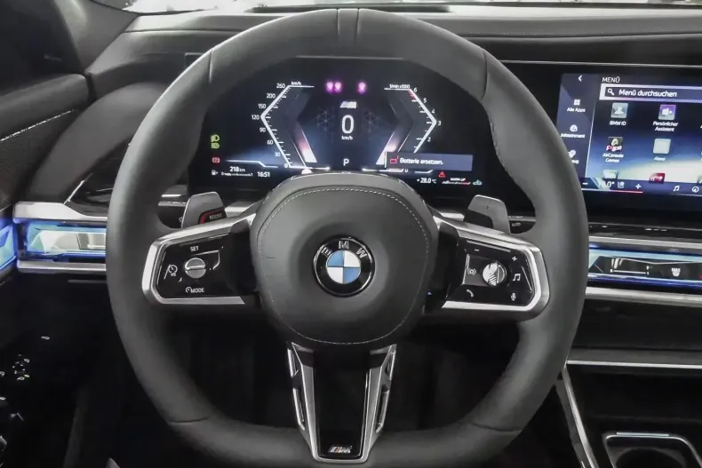 BMW 740 din 2025 cu 5 km - oferta BMW120066 - foto 12