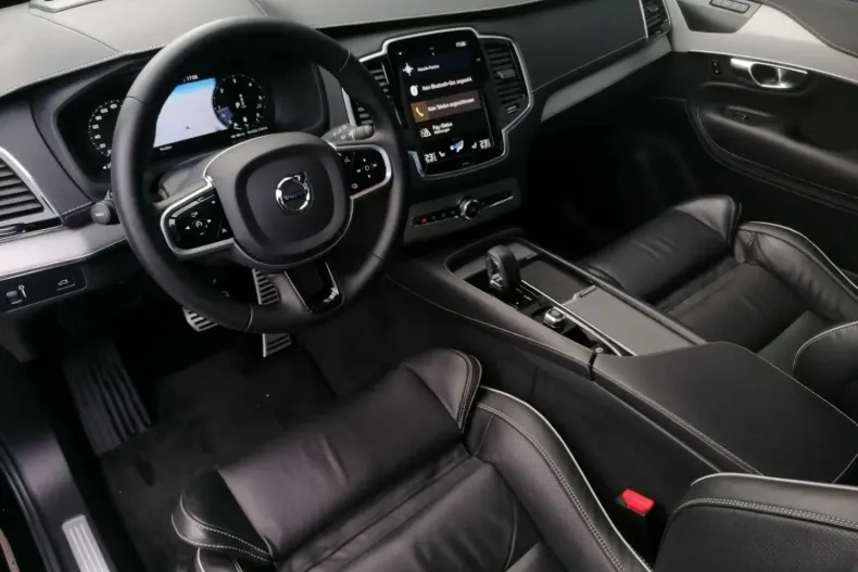 Volvo XC90 din 2022 cu 57.093 km - oferta VOL120067 - foto 4