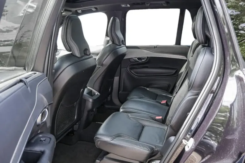 Volvo XC90 din 2022 cu 28.800 km - oferta VOL120069 - foto 8