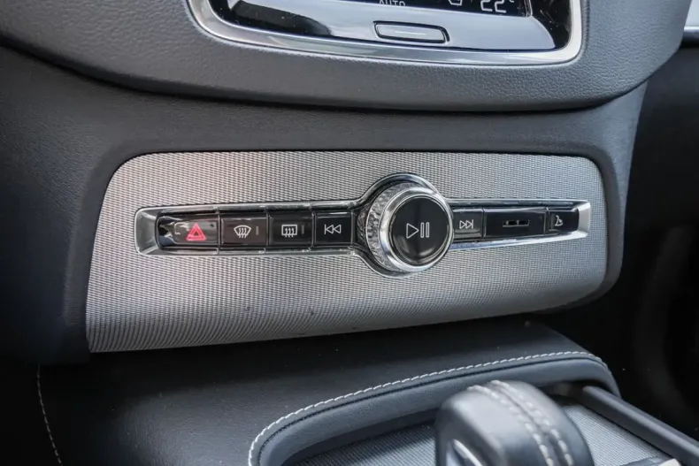 Volvo XC90 din 2022 cu 28.800 km - oferta VOL120069 - foto 12