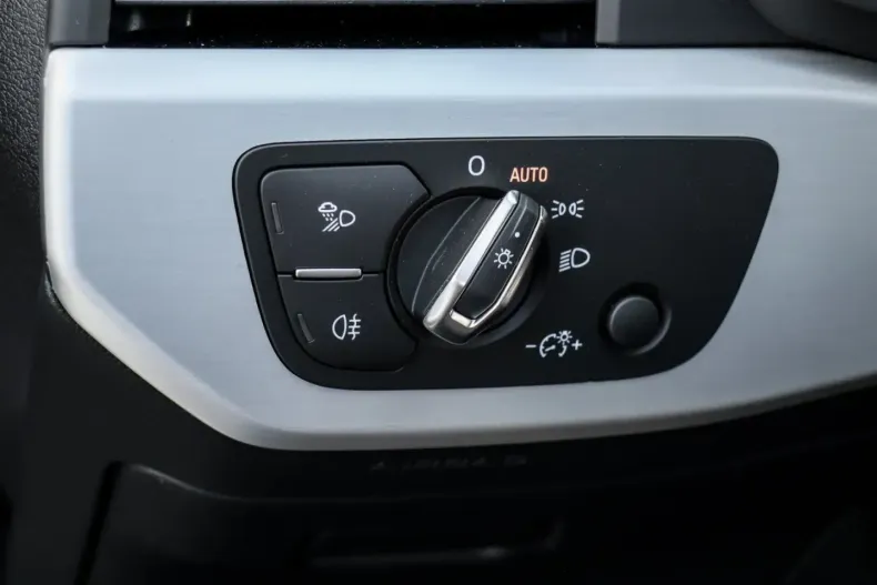 Audi A4 din 2024 cu 24.000 km - oferta AUD120071 - foto 11