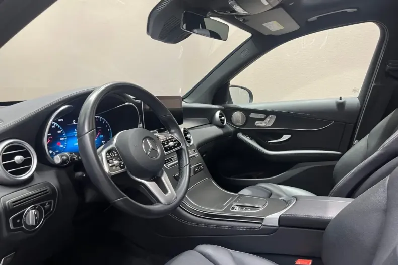 Mercedes-Benz GLC 300 din 2020 cu 43.000 km - oferta MER120074 - foto 7