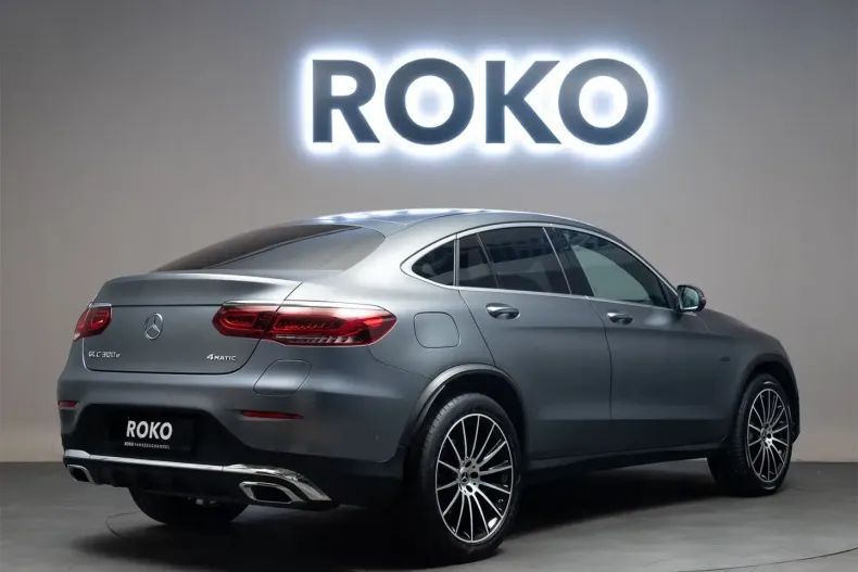 Mercedes-Benz GLC 300 din 2020 cu 69.980 km - oferta MER120079 - foto 5