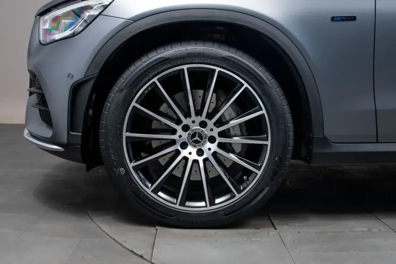 Mercedes-Benz GLC 300 din 2020 cu 69.980 km - oferta MER120079 - foto 9