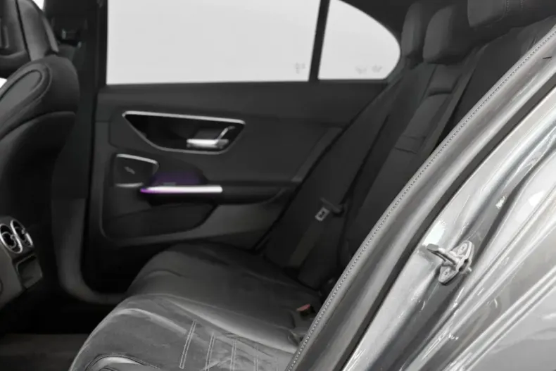 Mercedes-Benz C 300 din 2022 cu 53.400 km - oferta MER120090 - foto 20