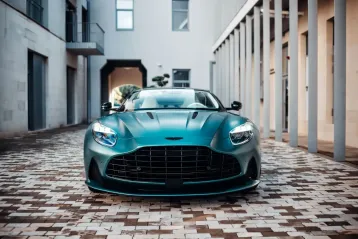 Aston Martin DB12 din 2024 - oferta AST120092