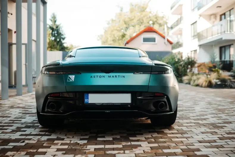 Aston Martin DB12 din 2024 cu 6.300 km - oferta AST120092 - foto 11