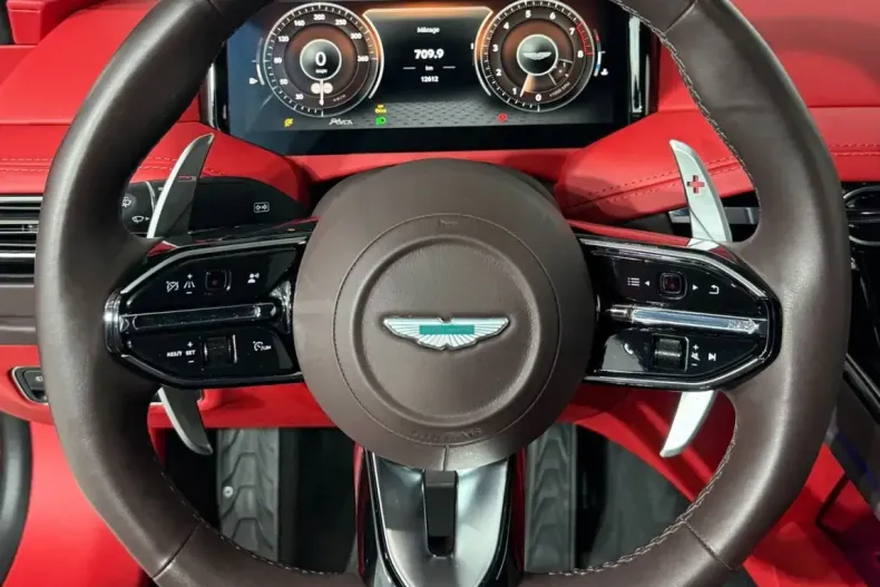 Aston Martin DB12 din 2024 cu 13.000 km - oferta AST120096 - foto 9