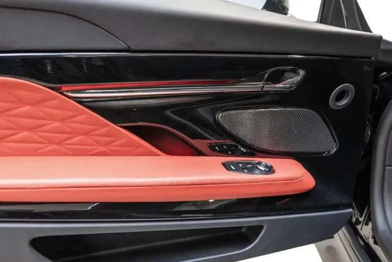 Aston Martin DB12 din 2024 cu 24.000 km - oferta AST120097 - foto 3