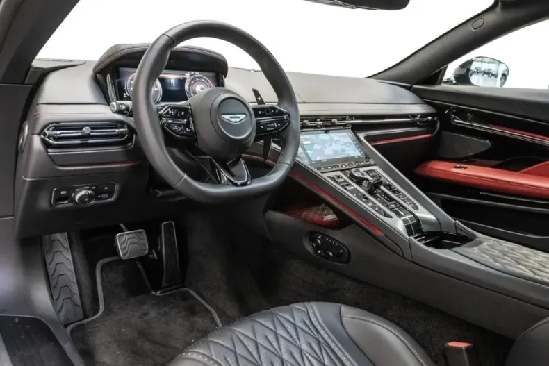 Aston Martin DB12 din 2024 cu 24.000 km - oferta AST120097 - foto 5