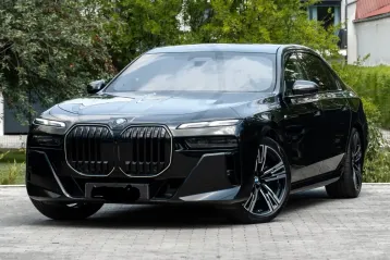 BMW 740 din 2025 - oferta BMW120101