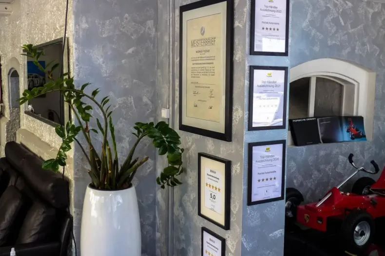 Land Rover Range Rover Velar din 2023 cu 19.643 km - oferta LAN120103 - foto 29