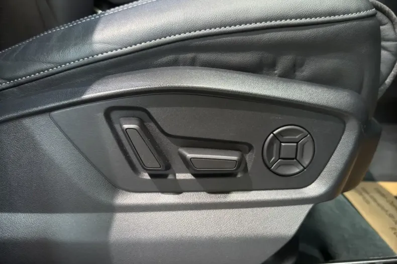 Audi Q7 din 2022 cu 57.000 km - oferta AUD120104 - foto 30