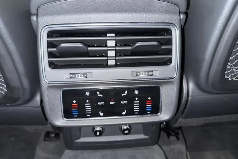 Audi Q7 din 2022 cu 57.000 km - oferta AUD120104 - foto 37