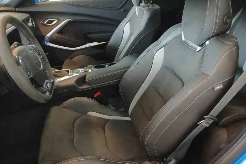 Chevrolet Camaro din 2024 cu 4.600 km - oferta CHE120106 - foto 4