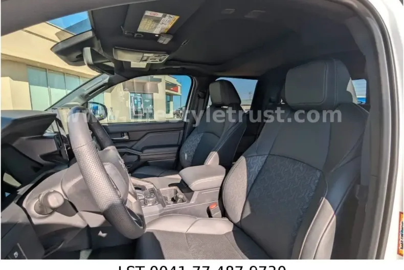 Toyota Tacoma din 2024 cu 20.300 km - oferta TOY120108 - foto 8