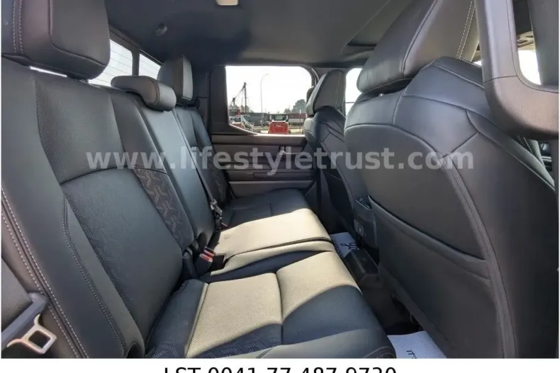 Toyota Tacoma din 2024 cu 20.300 km - oferta TOY120108 - foto 12