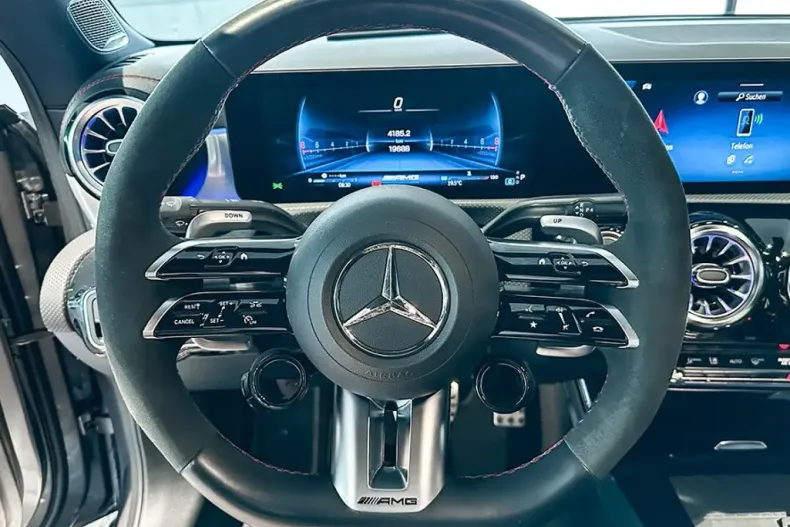 Mercedes-Benz CLA 45 AMG Shooting Brake din 2023 cu 19.700 km - oferta MER120114 - foto 9