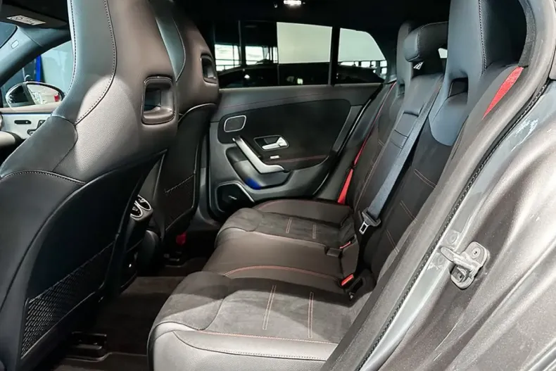 Mercedes-Benz CLA 45 AMG Shooting Brake din 2023 cu 19.700 km - oferta MER120114 - foto 14