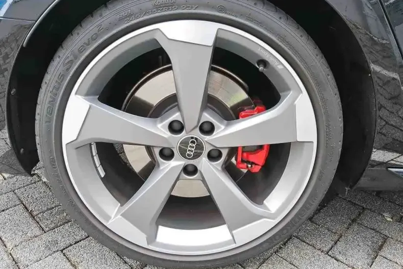 Audi A4 din 2024 cu 11.970 km - oferta AUD120118 - foto 10