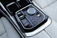 BMW 740 din 2025 cu 9.900 km - oferta BMW120129 - foto 3