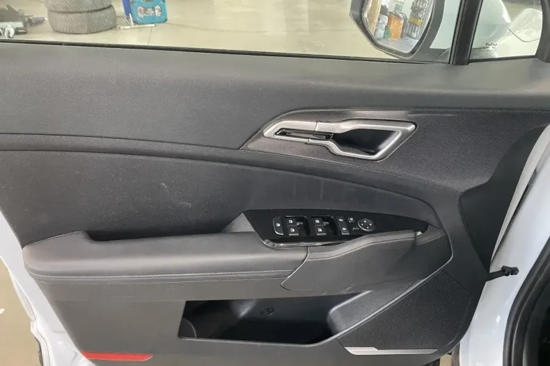 Kia Sportage din 2022 cu 58.900 km - oferta KIA120130 - foto 9