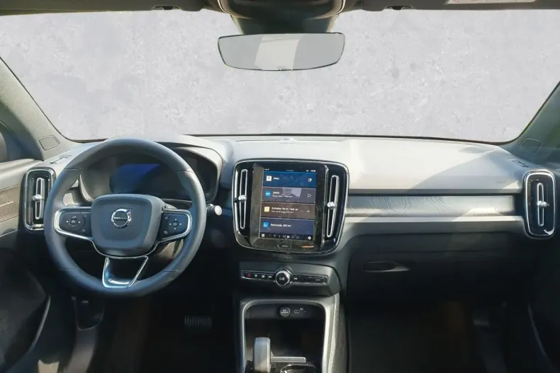 Volvo C40 din 2024 cu 7.500 km - oferta VOL120131 - foto 6