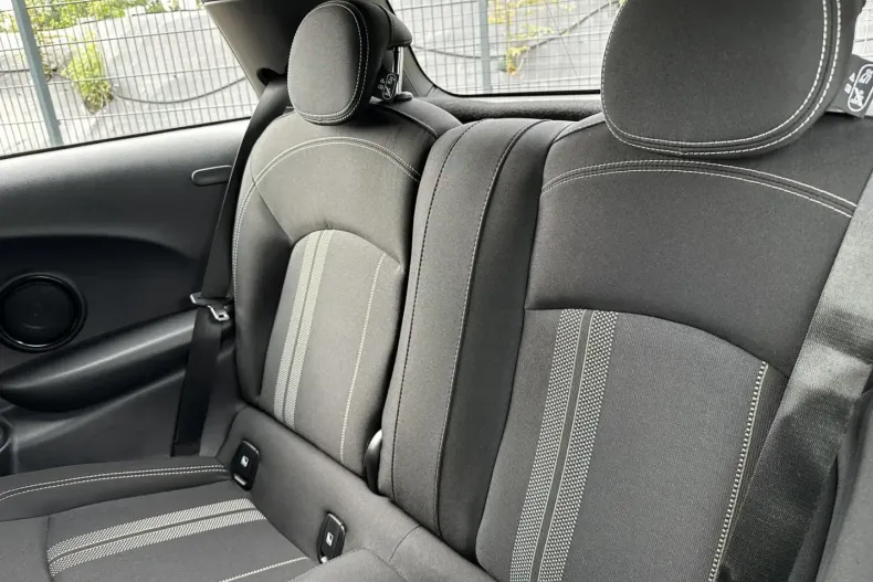 MINI John Cooper Works din 2022 cu 59.750 km - oferta MIN120132 - foto 9