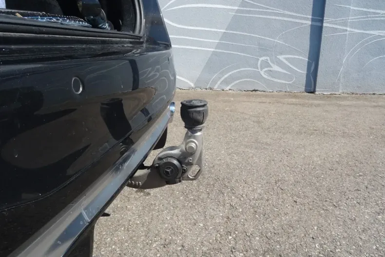 Mercedes-Benz C 43 AMG din 2023 cu 55.900 km - oferta MER120133 - foto 8