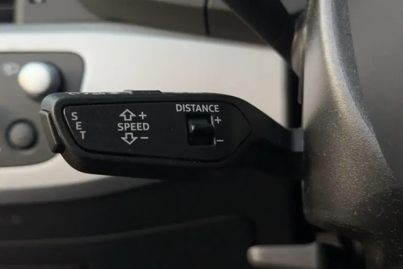 Audi A4 din 2023 cu 12.000 km - oferta AUD120142 - foto 19