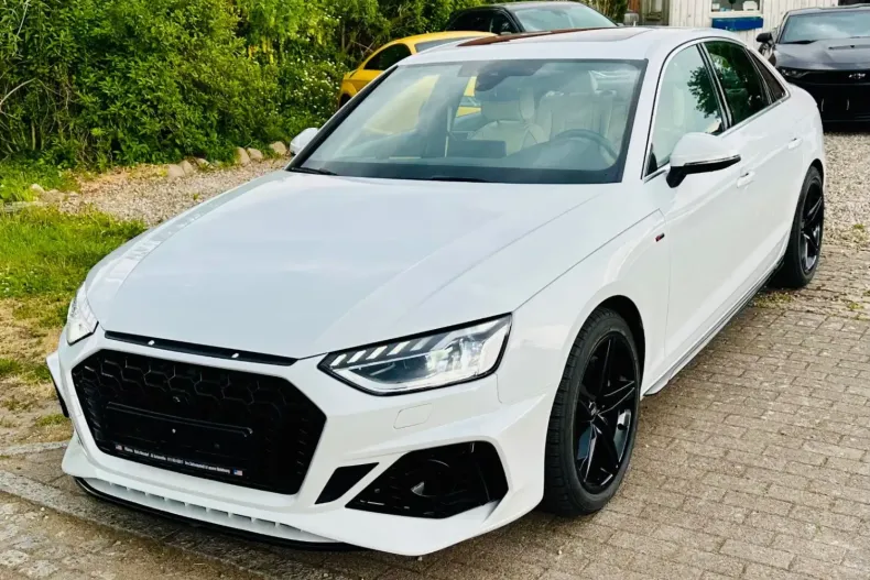 Audi A4 din 2022 cu 61.600 km - oferta AUD120170 - foto 3