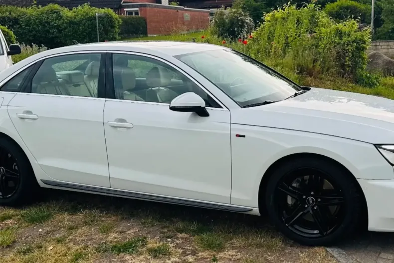 Audi A4 din 2022 cu 61.600 km - oferta AUD120170 - foto 6