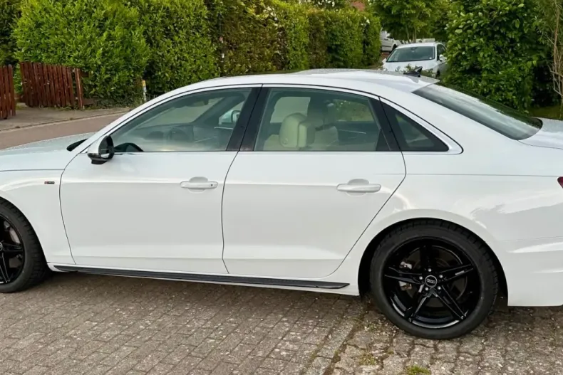 Audi A4 din 2022 cu 61.600 km - oferta AUD120170 - foto 15